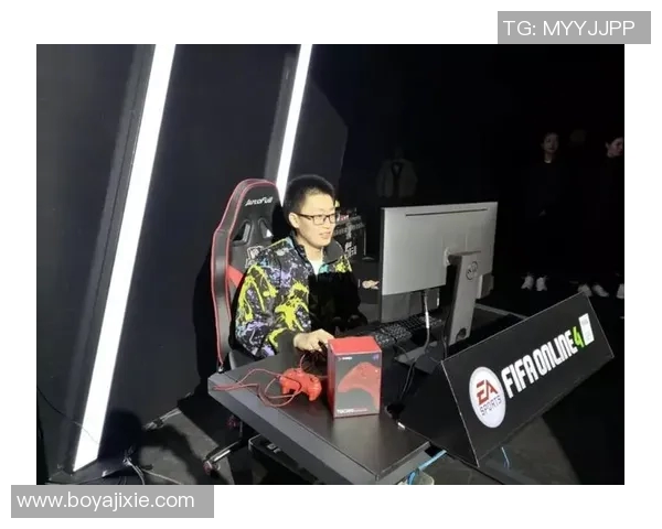 女主播热评足球明星直播瞬间引发粉丝热议与互动盛况